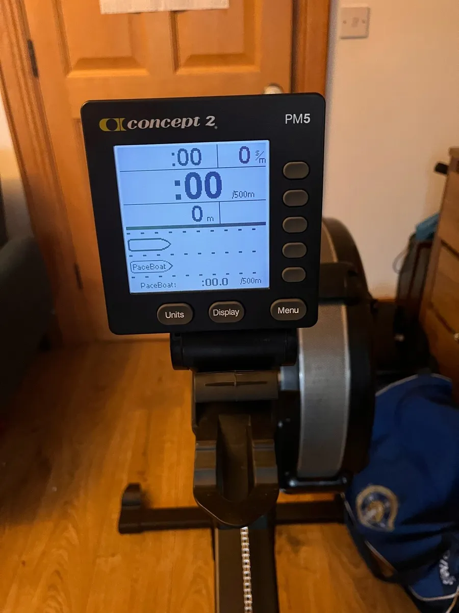 Rowing machine - Image 1