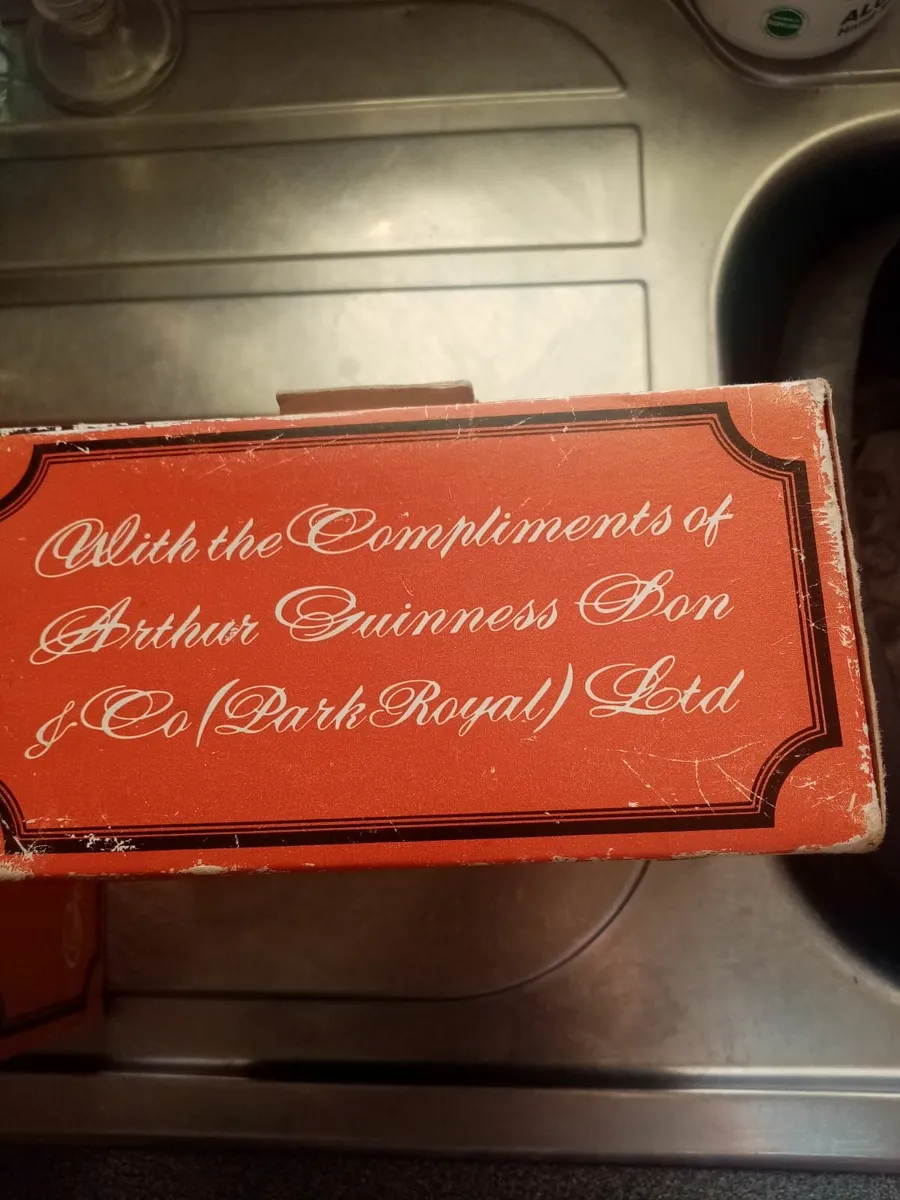 Home Bar Collectables - Image 2
