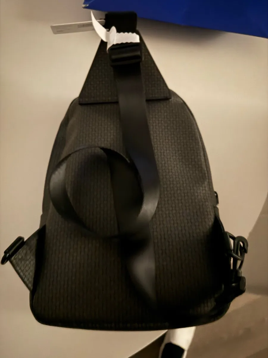Guess backpack single strap - Image 3