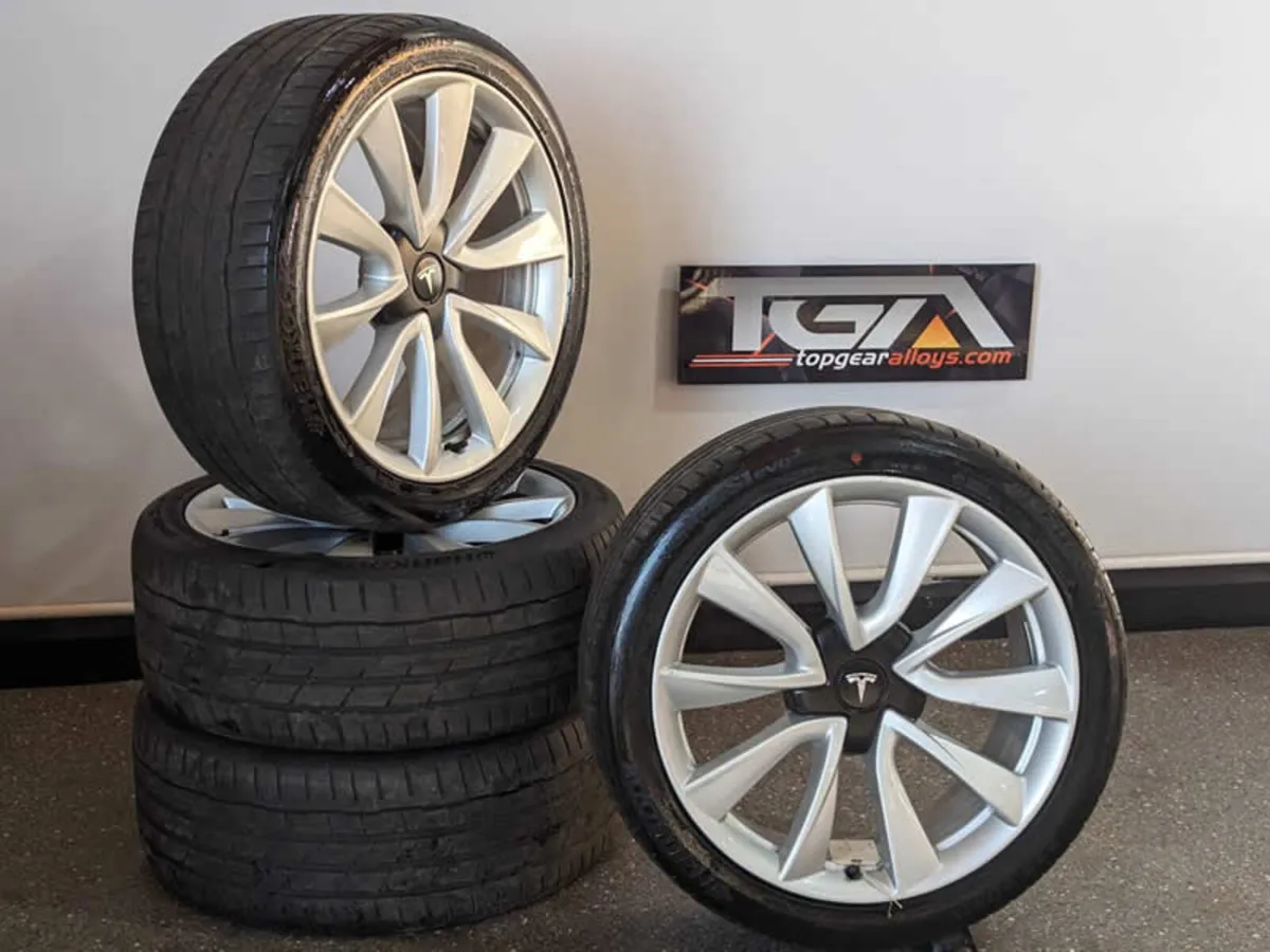 19" GENUINE OEM TESLA MODEL 3 Alloy Wheels & Tyres - Image 1