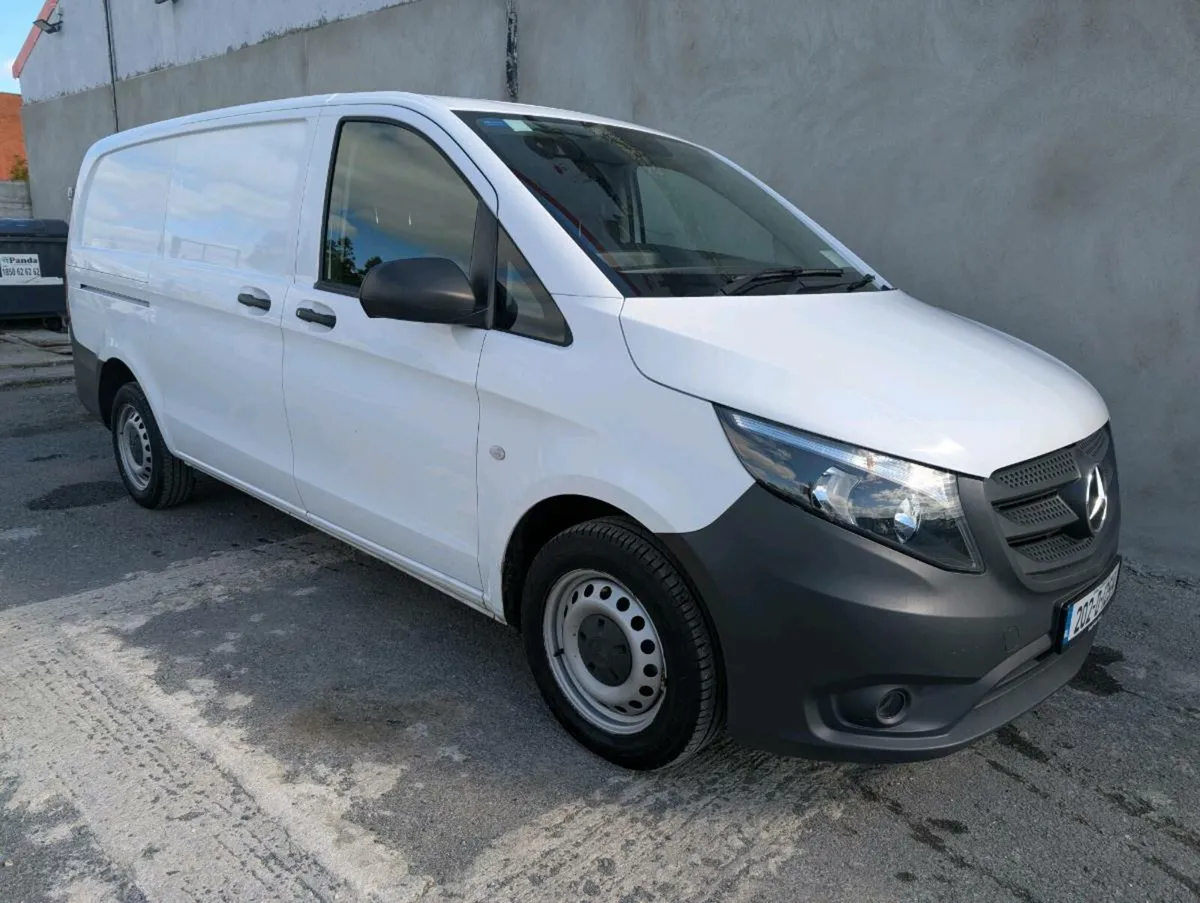 Mercedes Vito 109 LWB immaculate condition - Image 3