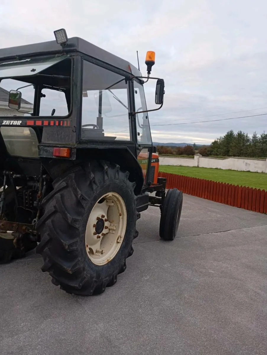 Tractor - Image 2