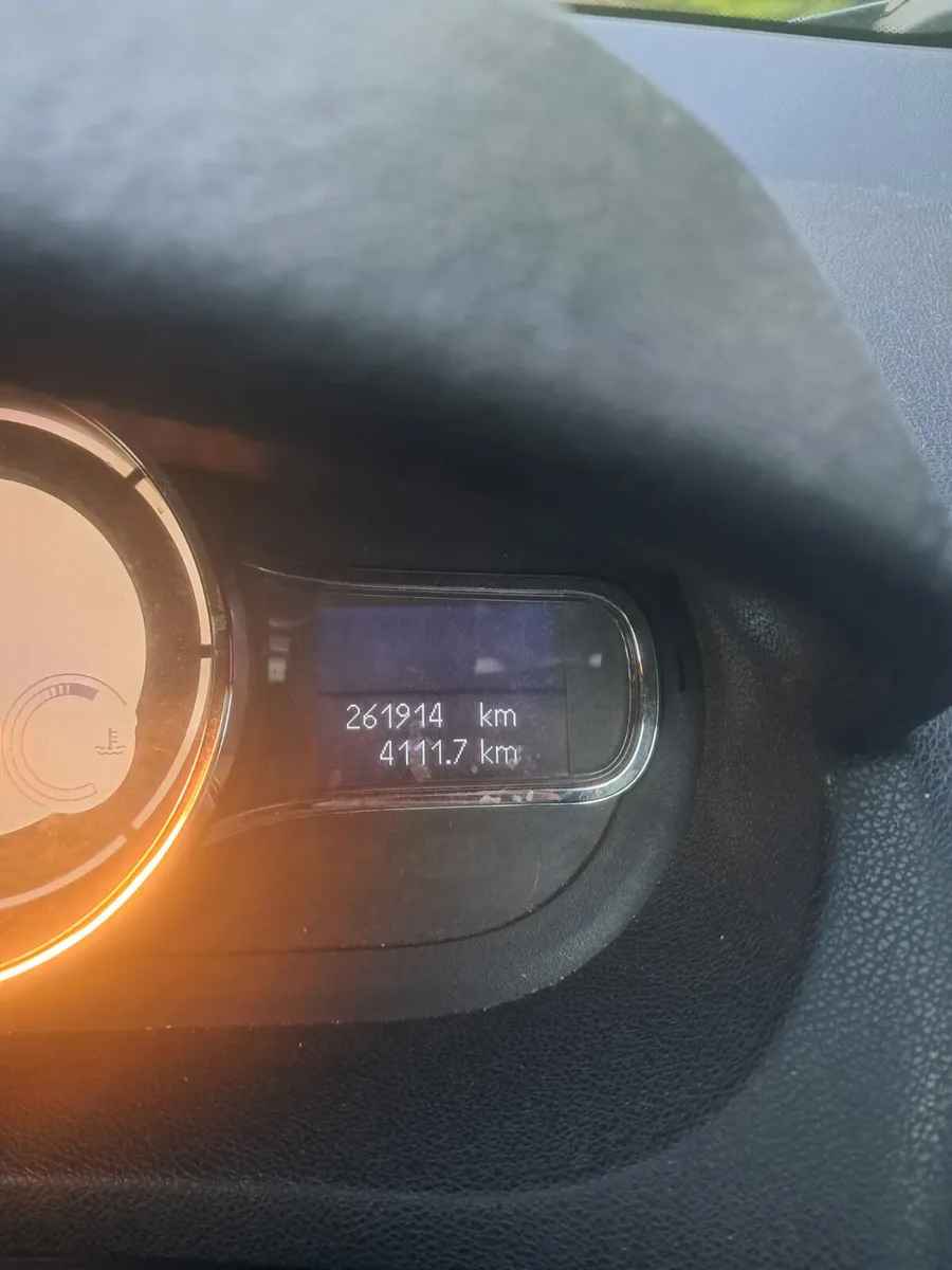 152 RENAULT MEGANE - Image 4