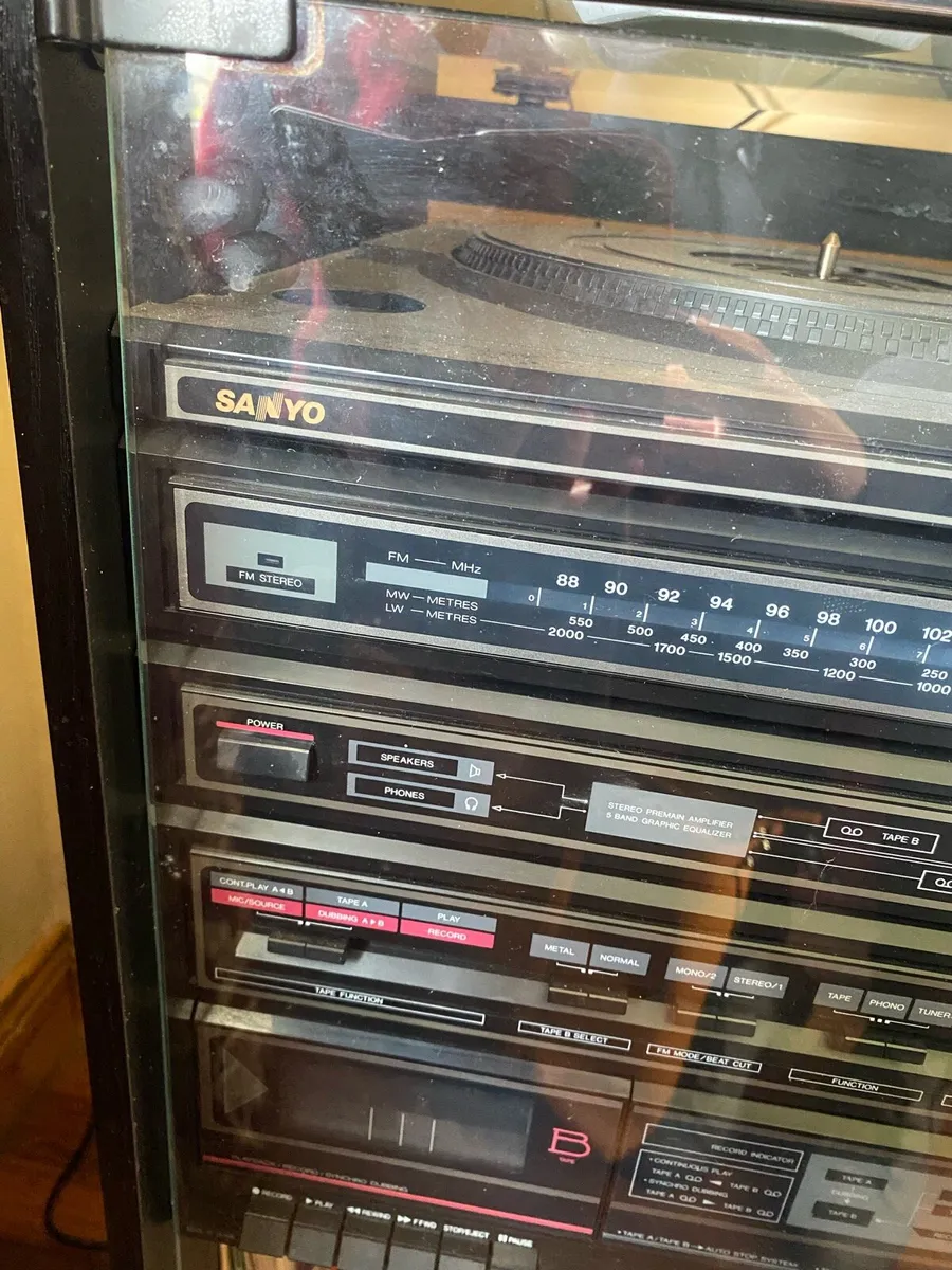 Sanyo Vinyl Record Player - Image 3