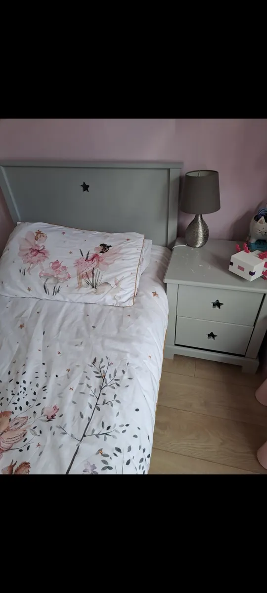Childrens bedroom furniture - Image 3
