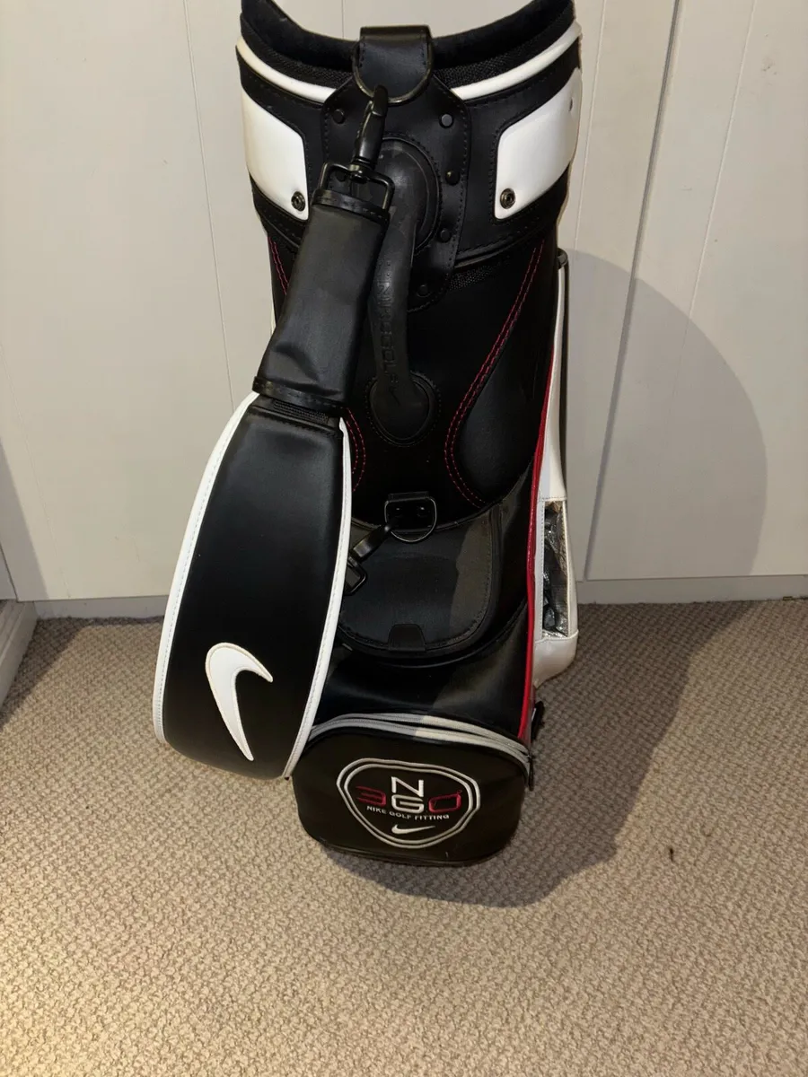 Nike Tour Golf Bag - Image 4