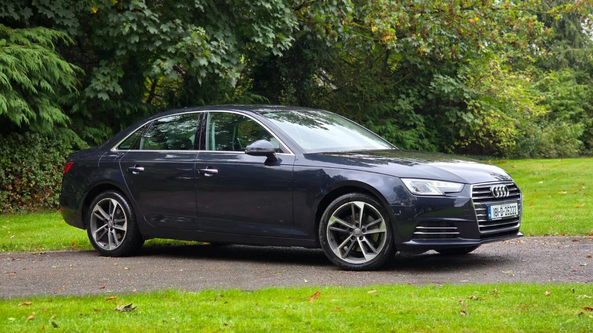 2018 Audi A4 2.0 TDI ULTRA *Leather Interior* - Image 3
