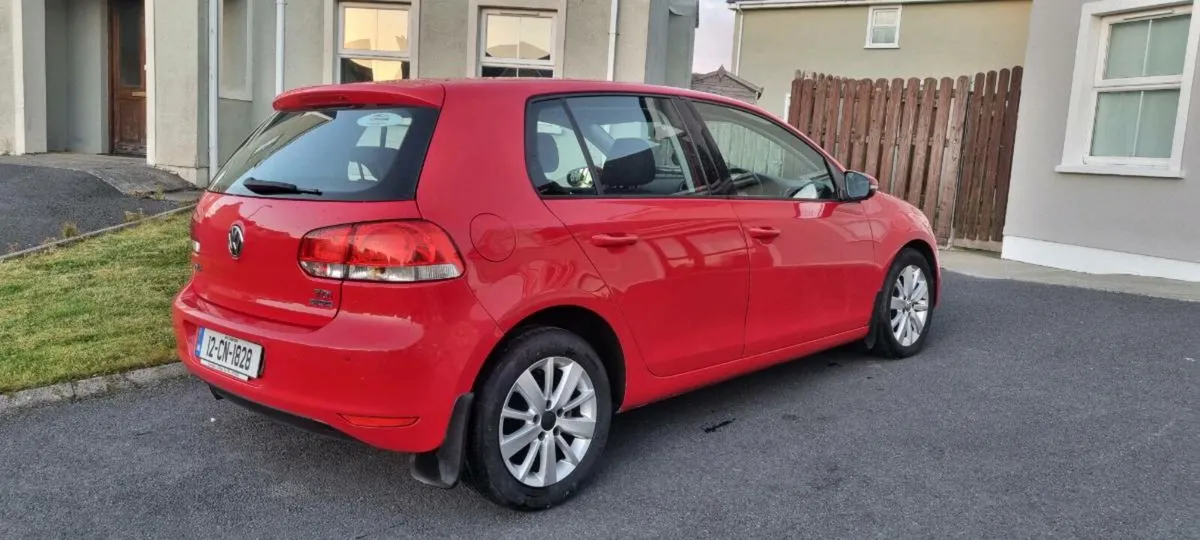 2012 Volkswagen Golf - Image 3