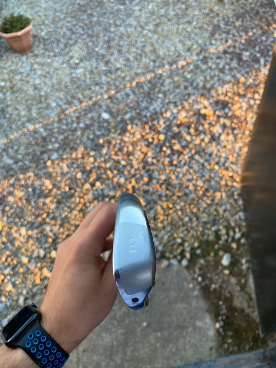 Mizuno MP 18 2 iron - Image 1