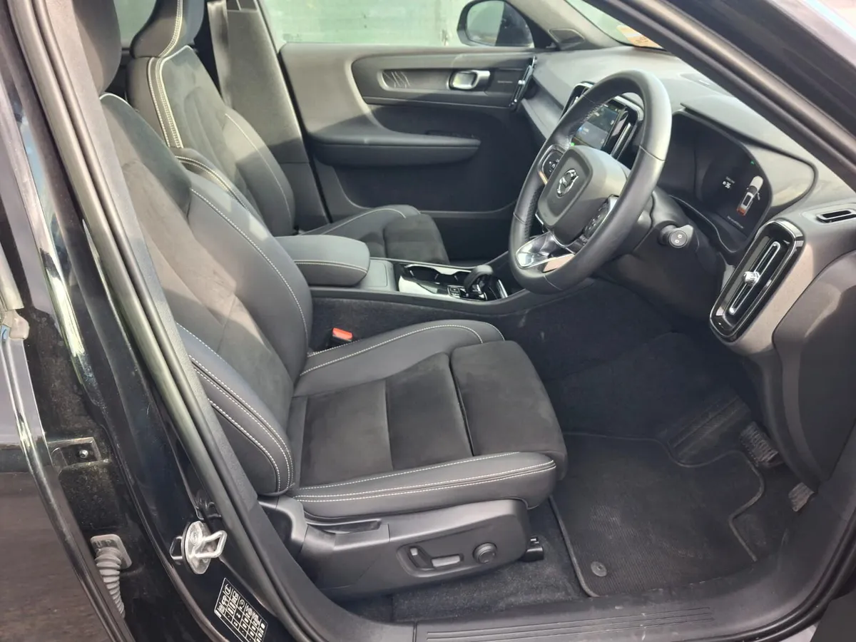 222 Volvo XC 40  Fully electric Drive Home - Image 4
