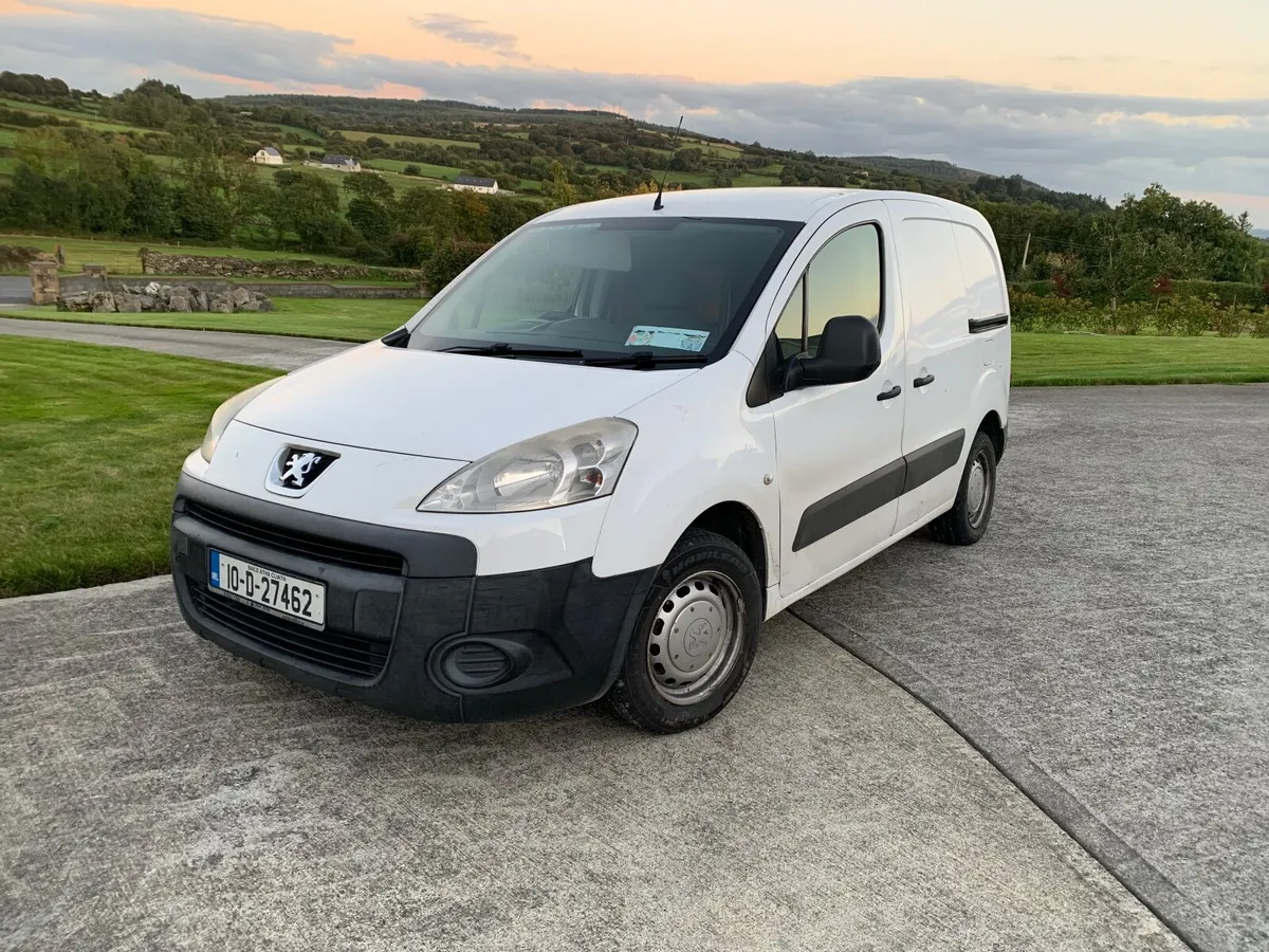 Peugeot Partner 2010 - Image 1