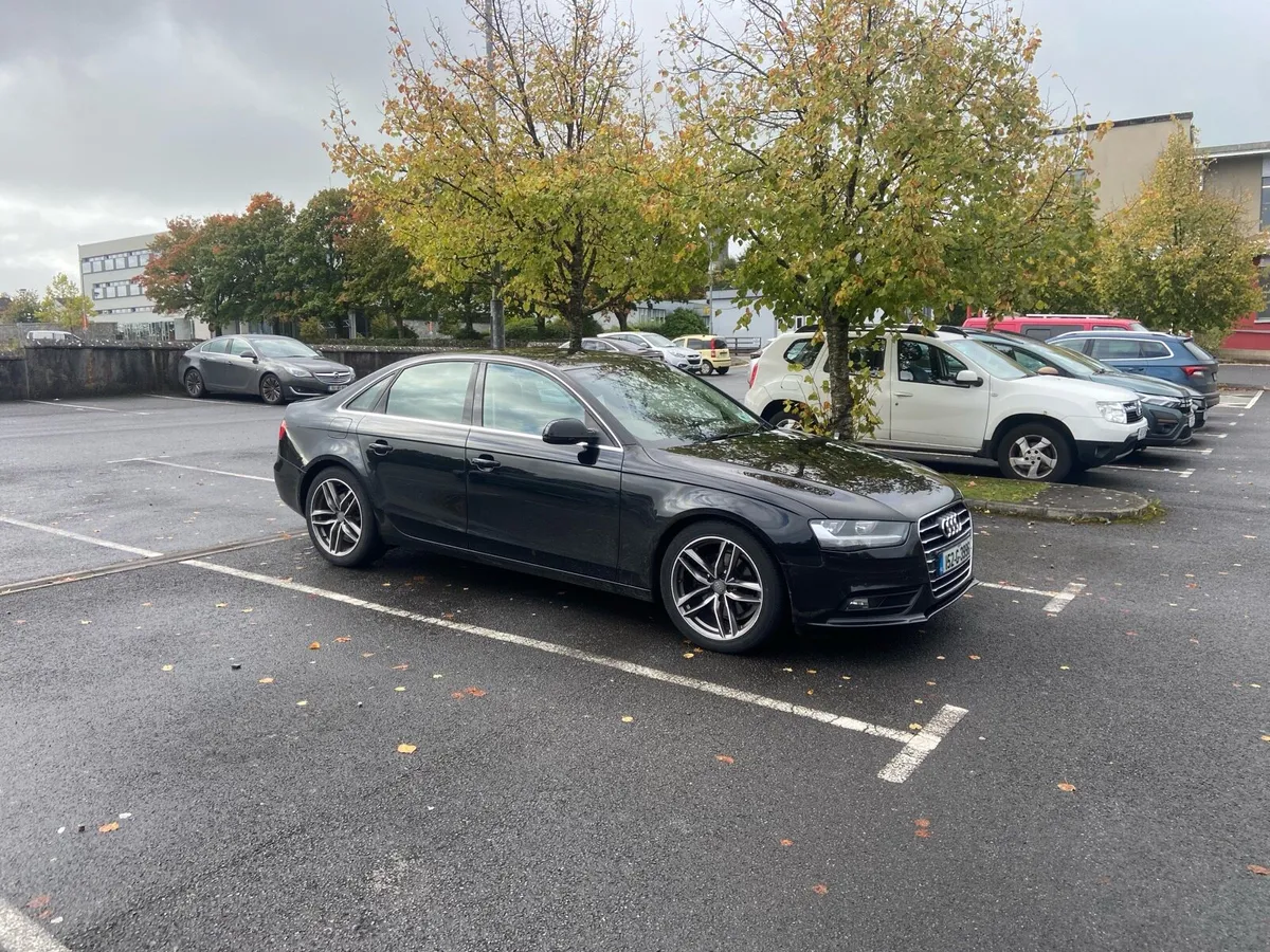 Audi A4 2015 - Image 2