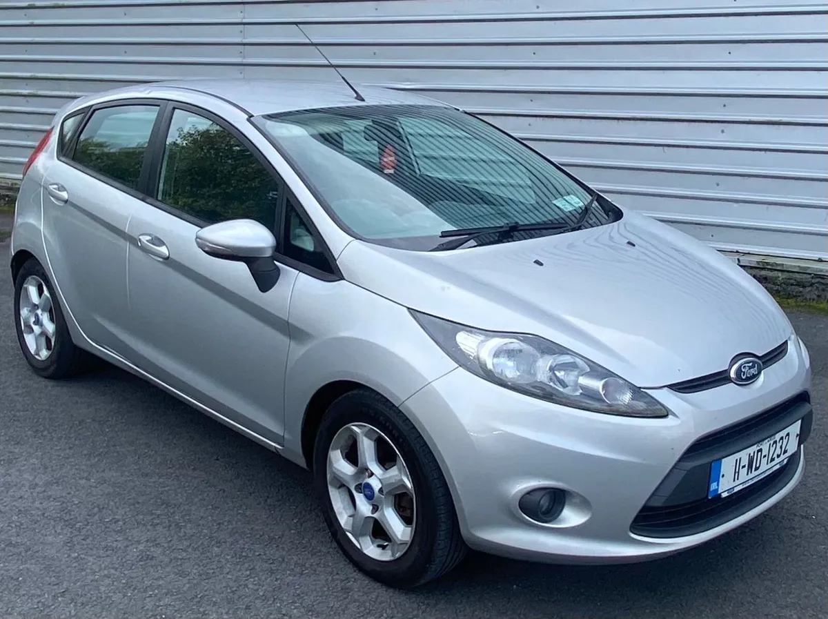 2011 ford fiesta €1950 - Image 2