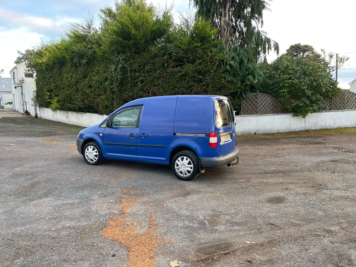 VW caddy 1.9 TDI manual DOE CVRT 11/25 tax 02/26 - Image 3