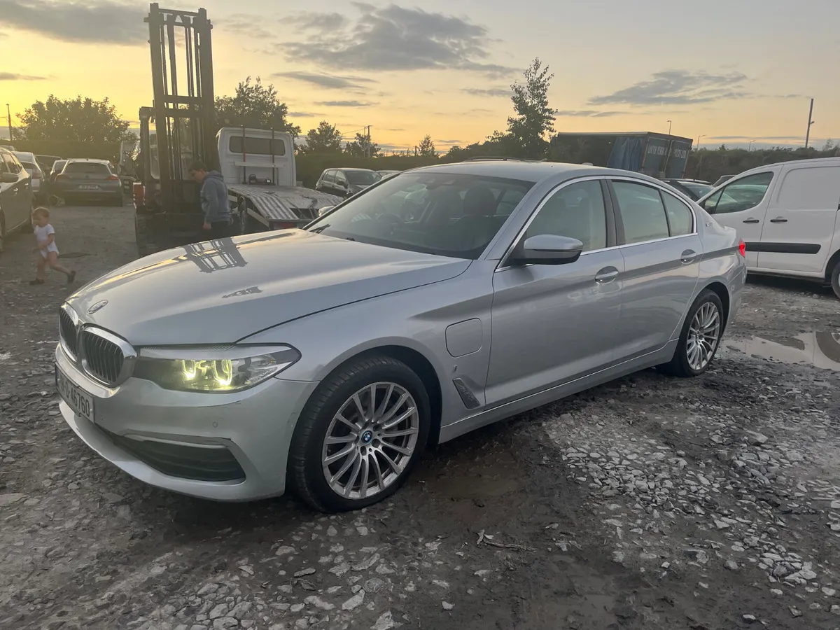 19 bmw 530e not recorded - Image 2