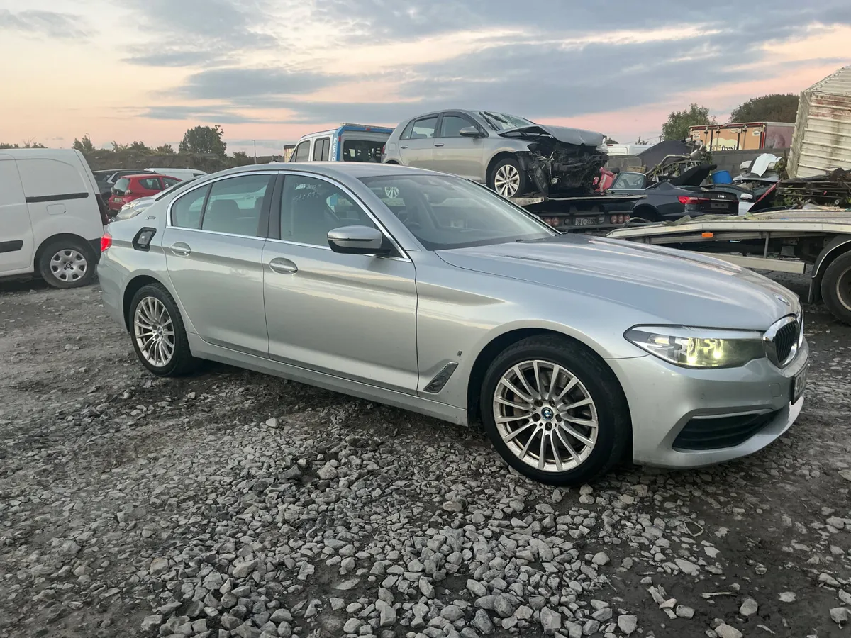 19 bmw 530e not recorded - Image 4