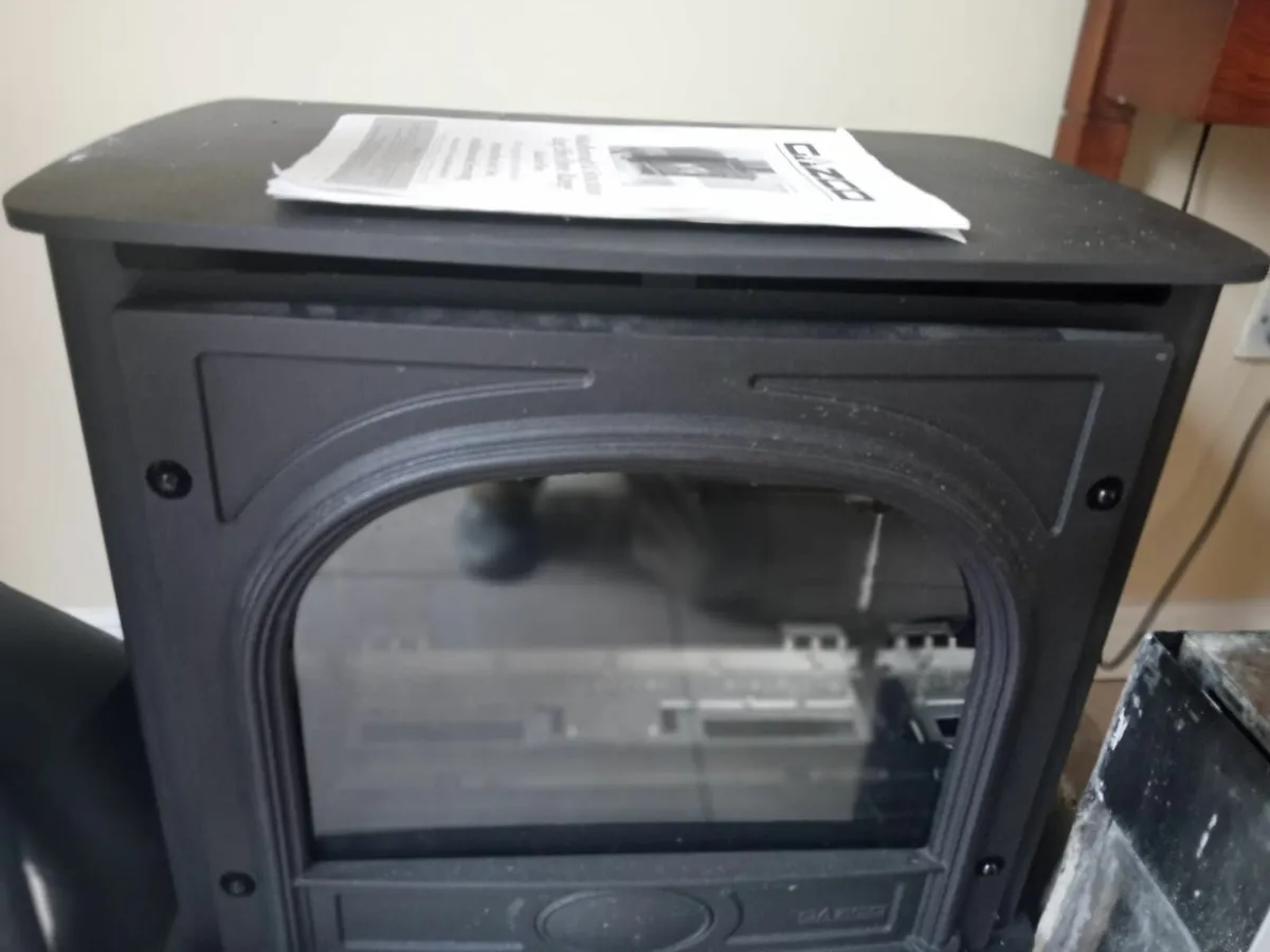 New gazco stockton gas stove - Image 1