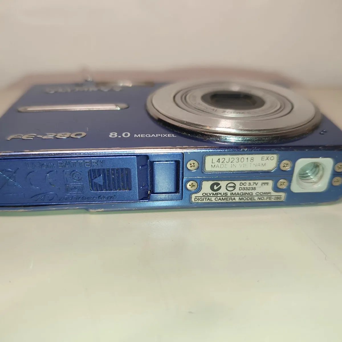 Olympus FE-280 Digital Compact Camera 8.0mp - Work - Image 2