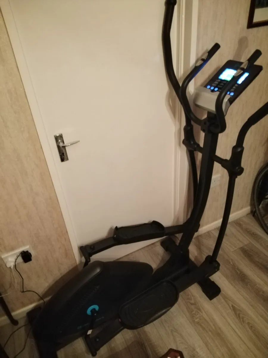 Cross trainer - Image 3