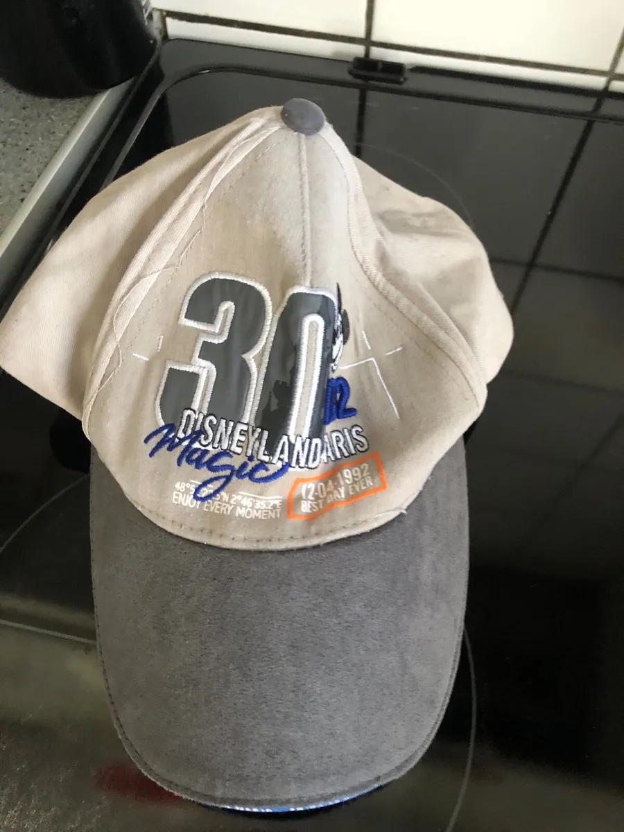 Mens Disney cap €10 - Image 1
