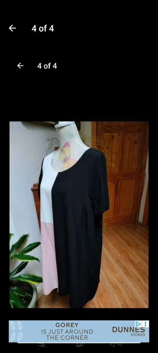Ladies New look CURVES dress in block colour Black - Image 4