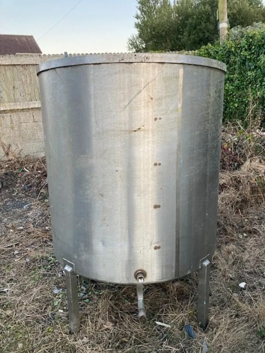 Stainless Steel Tank - Image 1