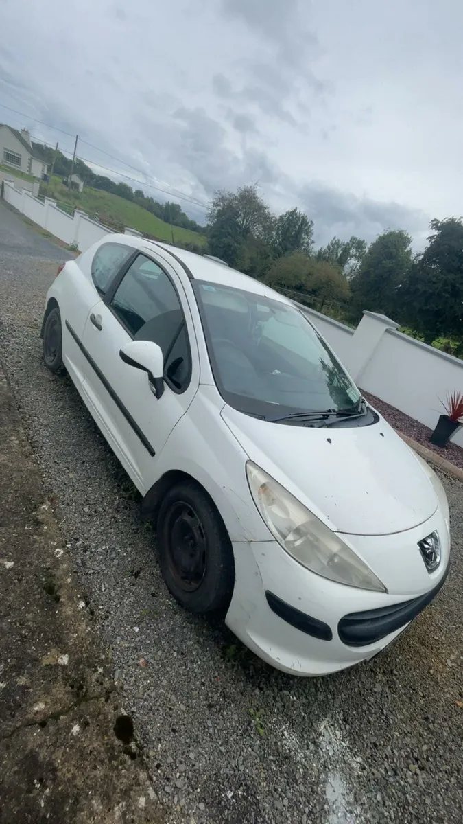 Peugeot 207 - Image 1