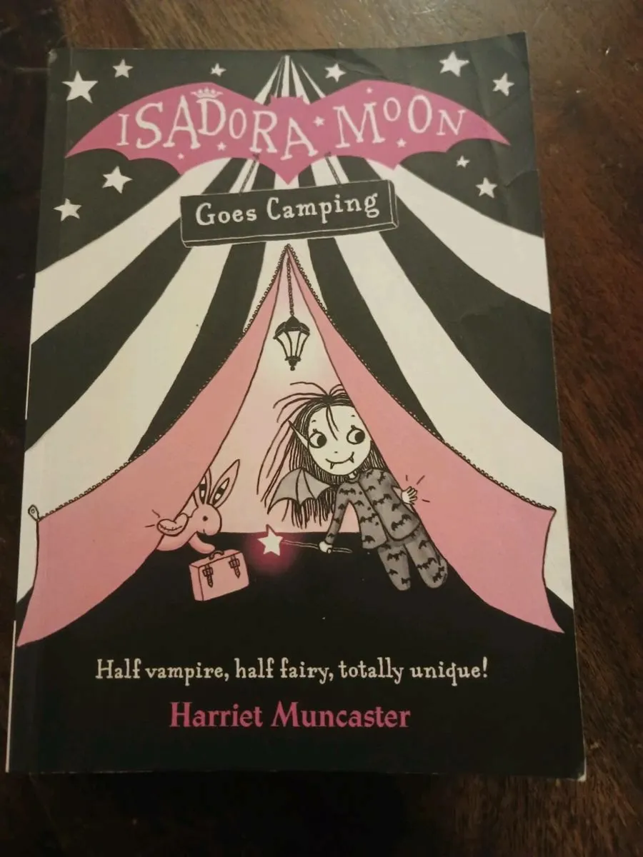 Isadora Moon books - Image 2