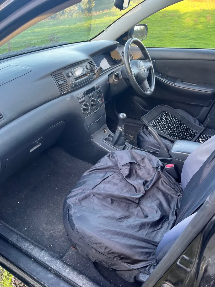 Toyota Corolla 2005 - Image 3