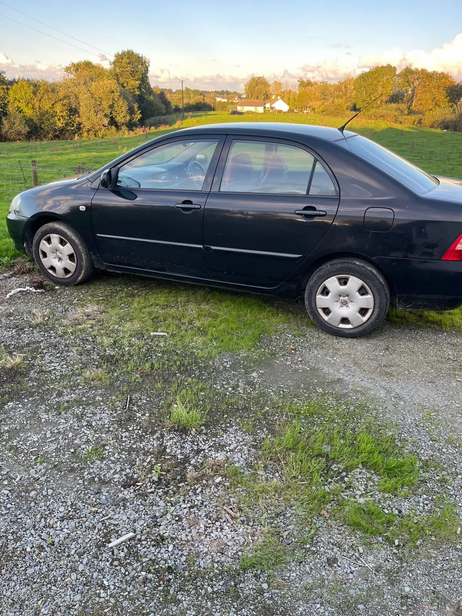 Toyota Corolla 2005 - Image 1