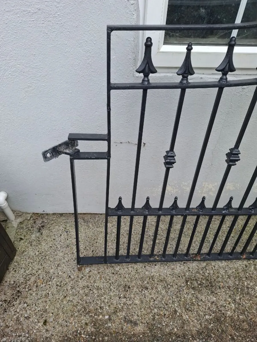 Driveway Gates - Image 2