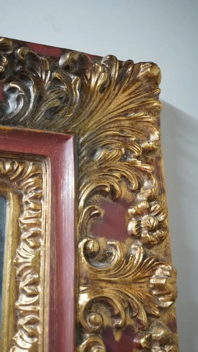 Ornate Vintage Mirror with Intricately Carved Frame - Image 4