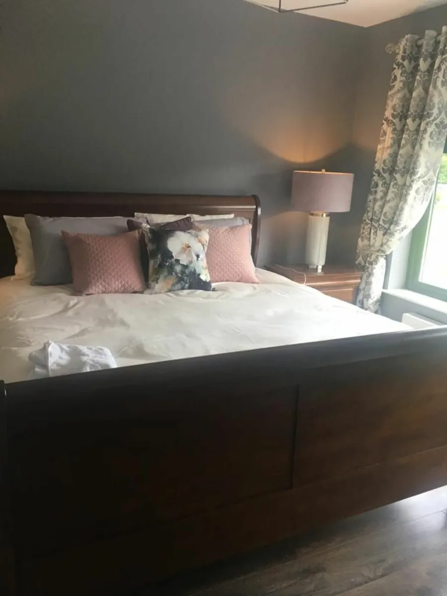 SUPER KING SIZE BED - Image 1