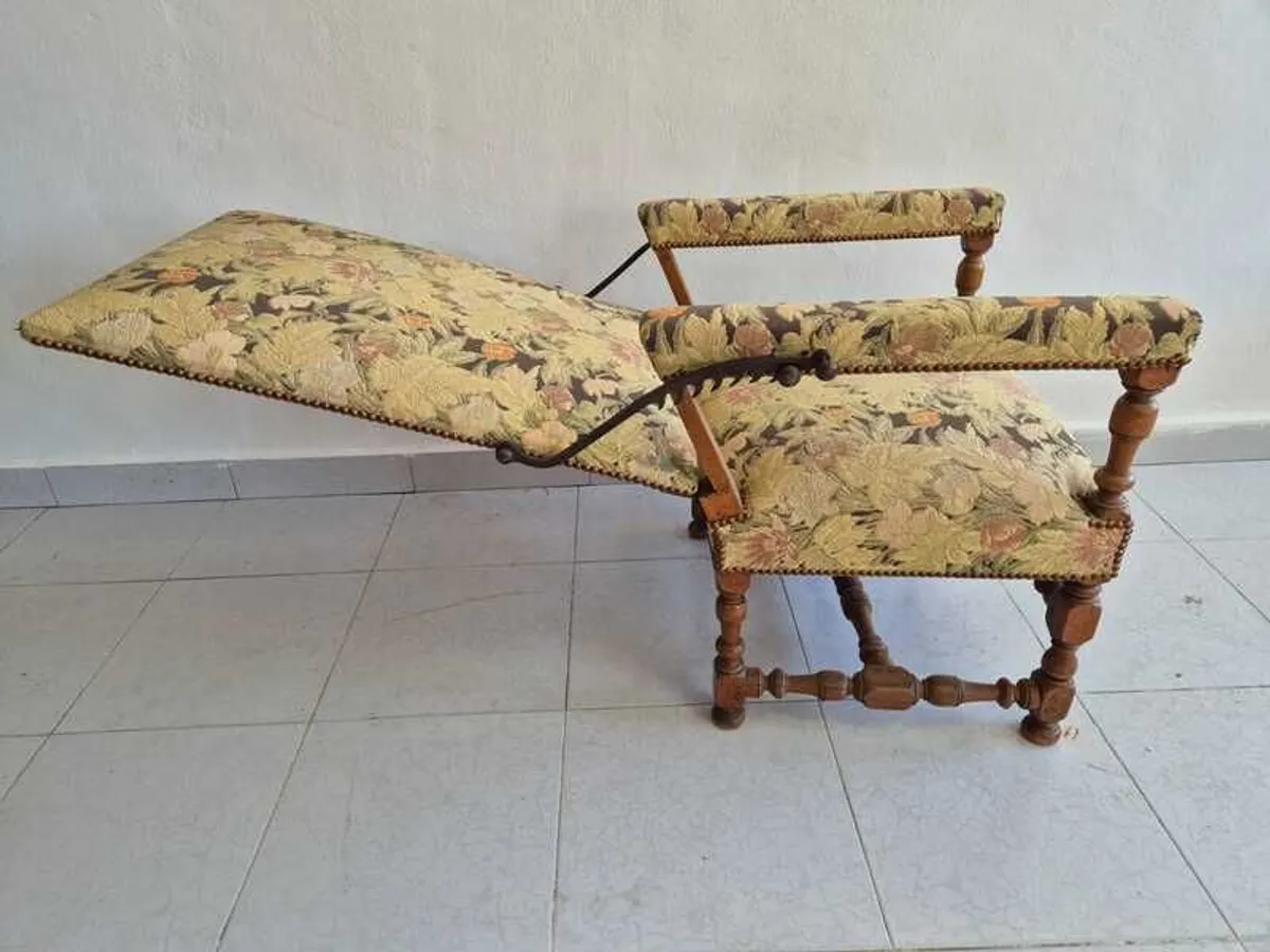 Louis XIV-Style Convertible Chair - Image 2