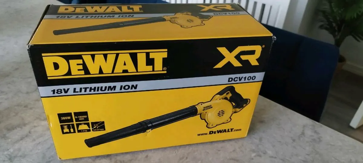 DeWalt leaf blower - Image 4