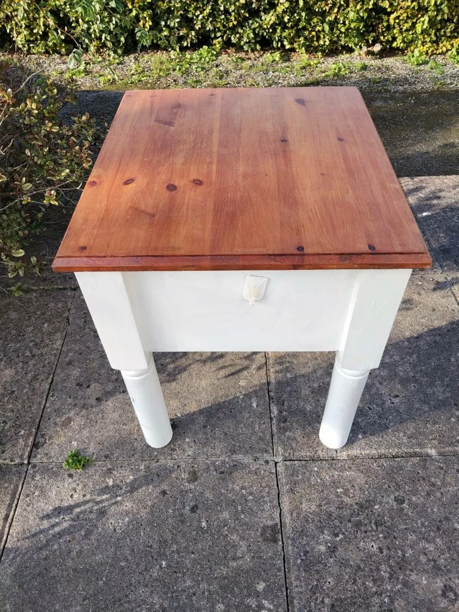 Pine Table - Image 2