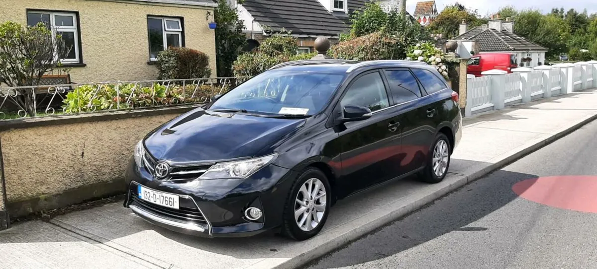 2013 Toyota Auris Estate 1.4 Diesel(NEW NCT 11/26) - Image 4