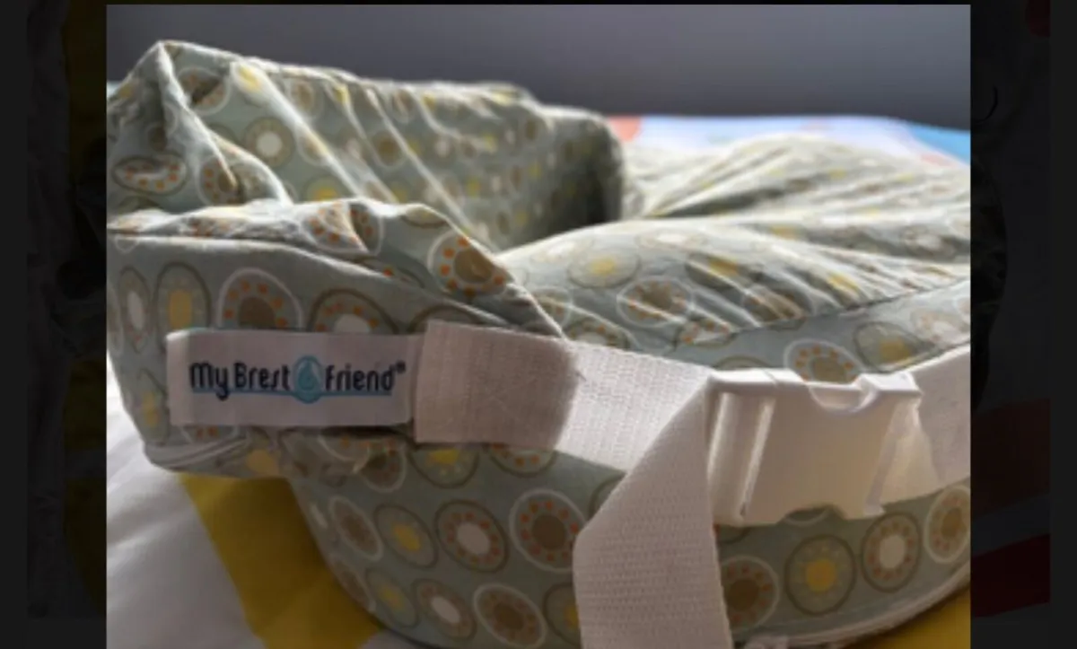 Breast feeding pillow - Image 1
