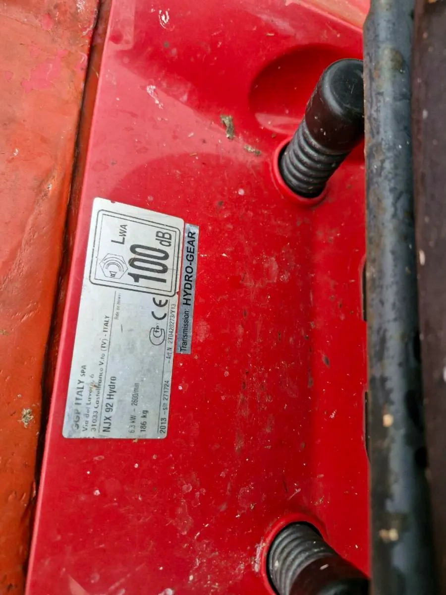 Castlegarden ride on mower Delivery available - Image 4