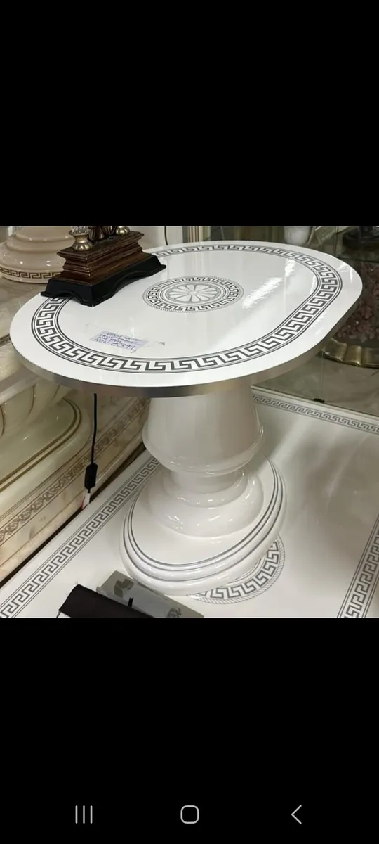 Italian furniture - Image 2
