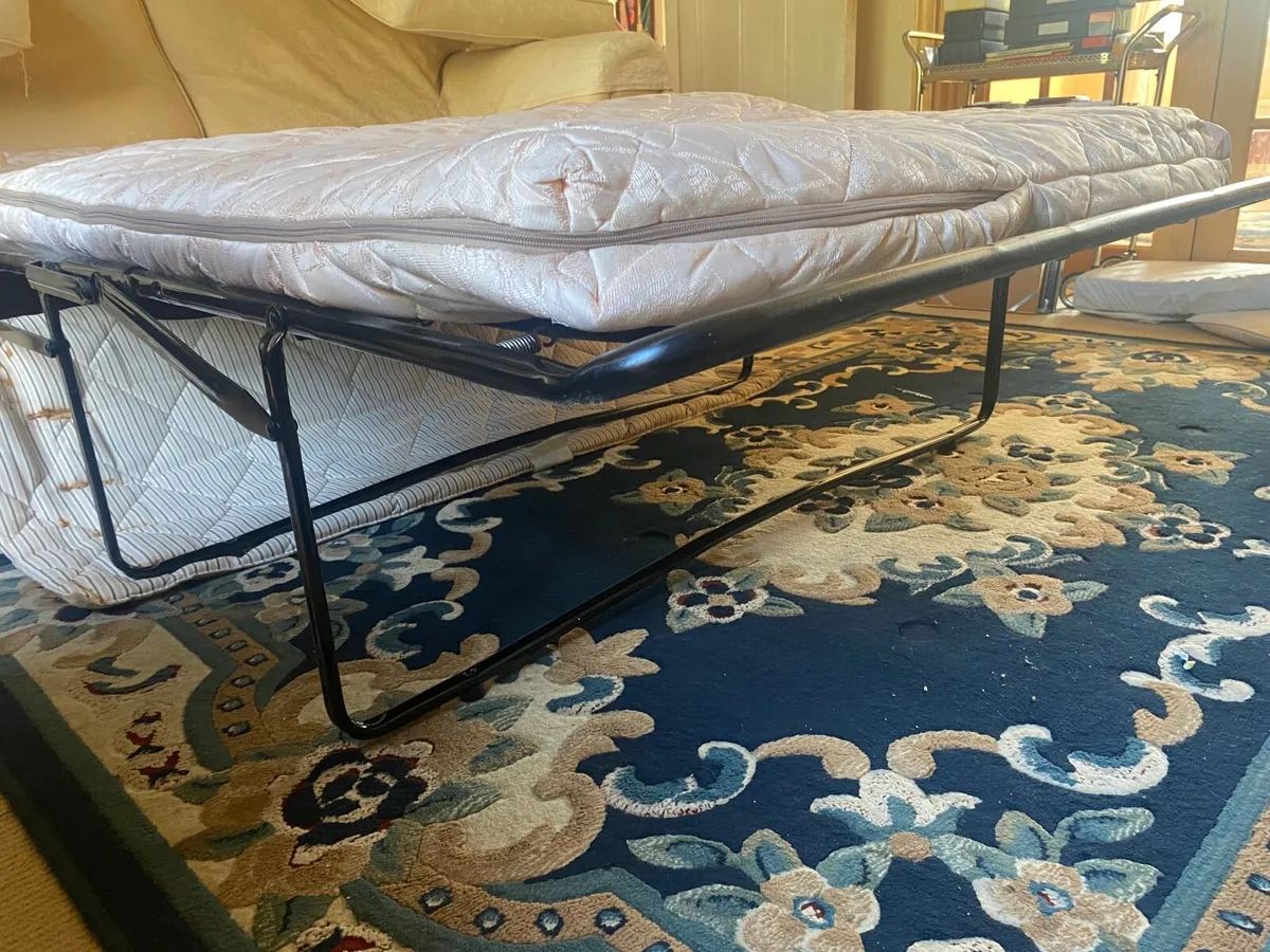 Sofa bed - Image 3
