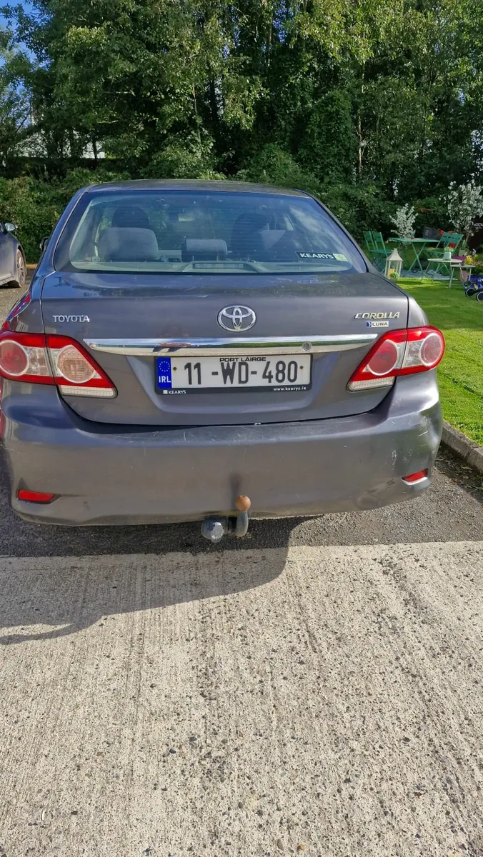Toyota Corolla 2011 - Image 2