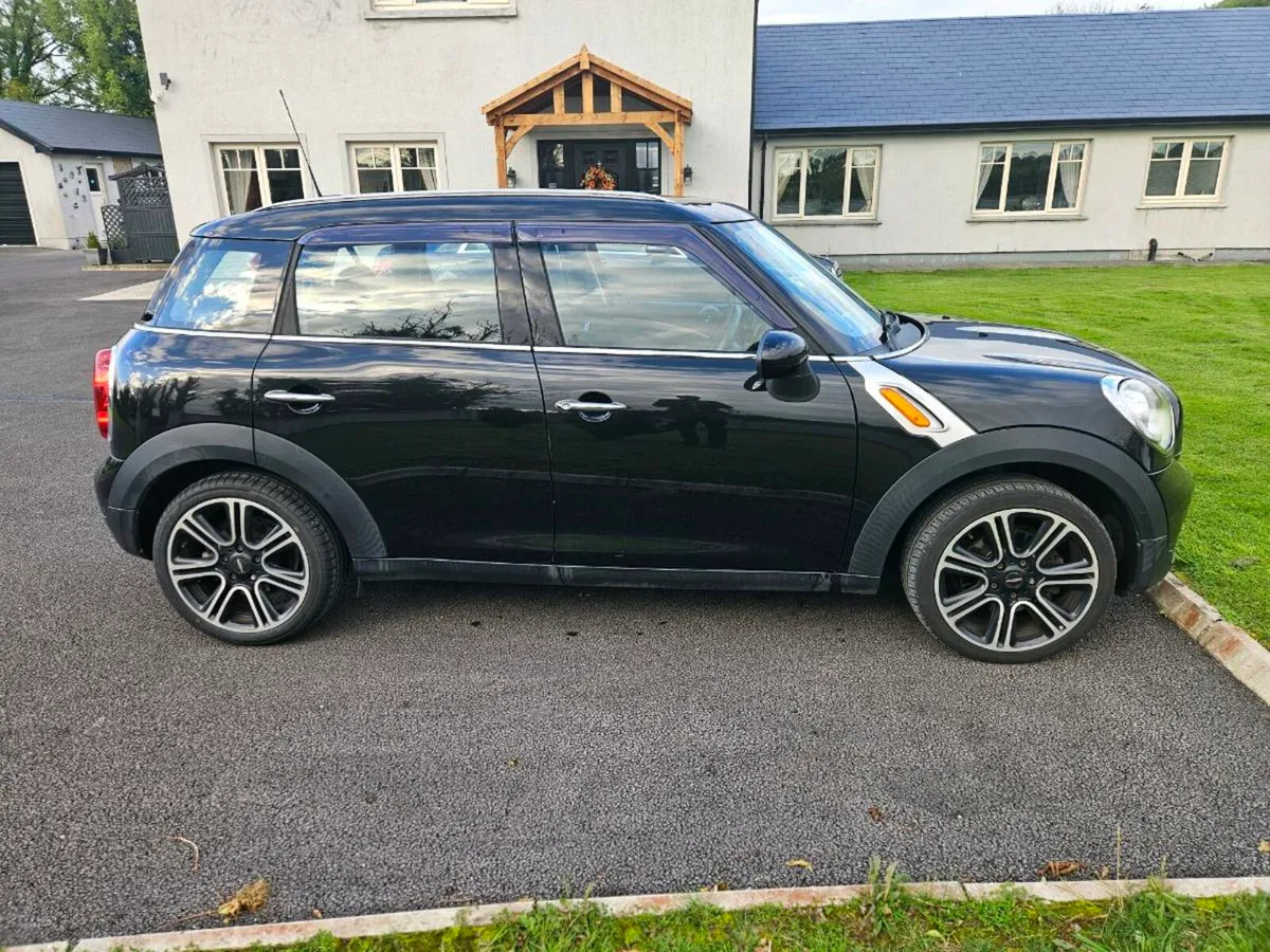 Mini Countryman 5 door - Image 3