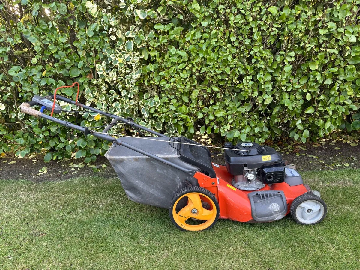 Petrol Lawnmower - Image 4