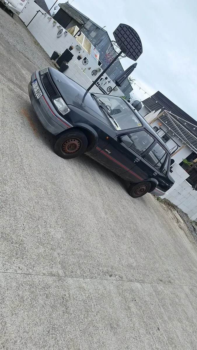 Opel corsa A/Nova - Image 1