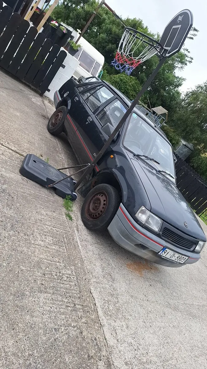 Opel corsa A/Nova - Image 4