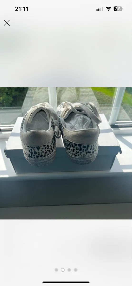 Finlay Trainers - Image 2