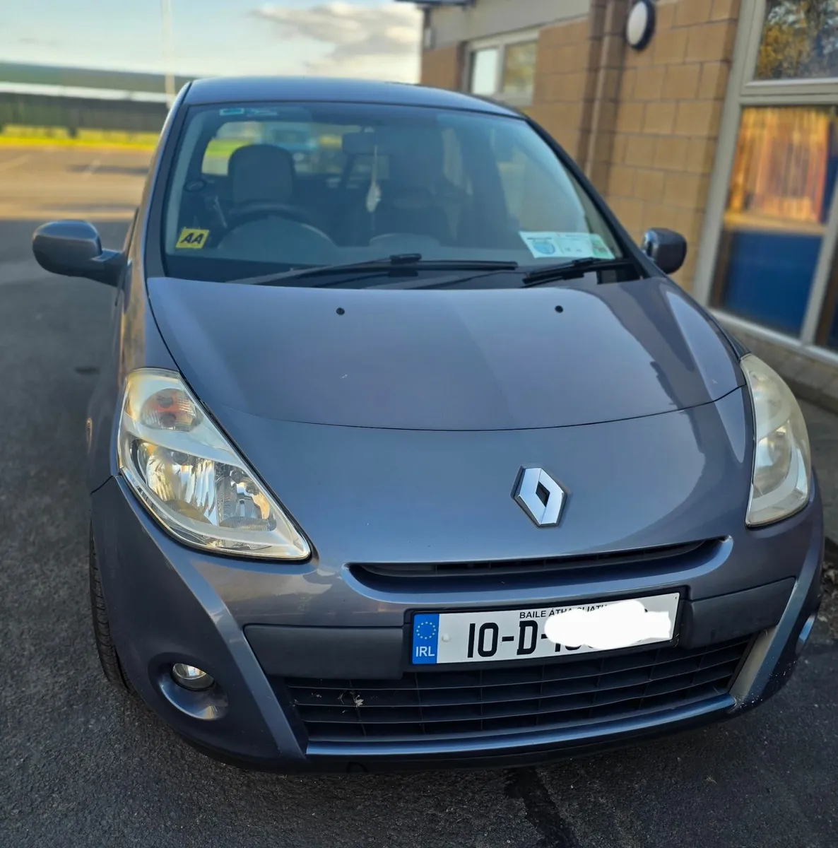 Renault Clio 2010 - Image 1