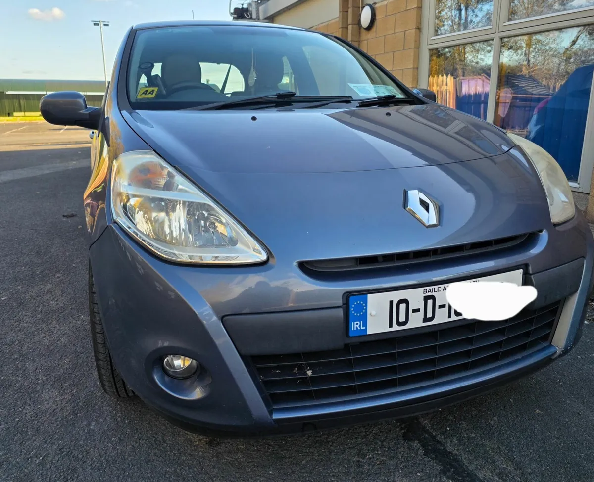 Renault Clio 2010 - Image 2