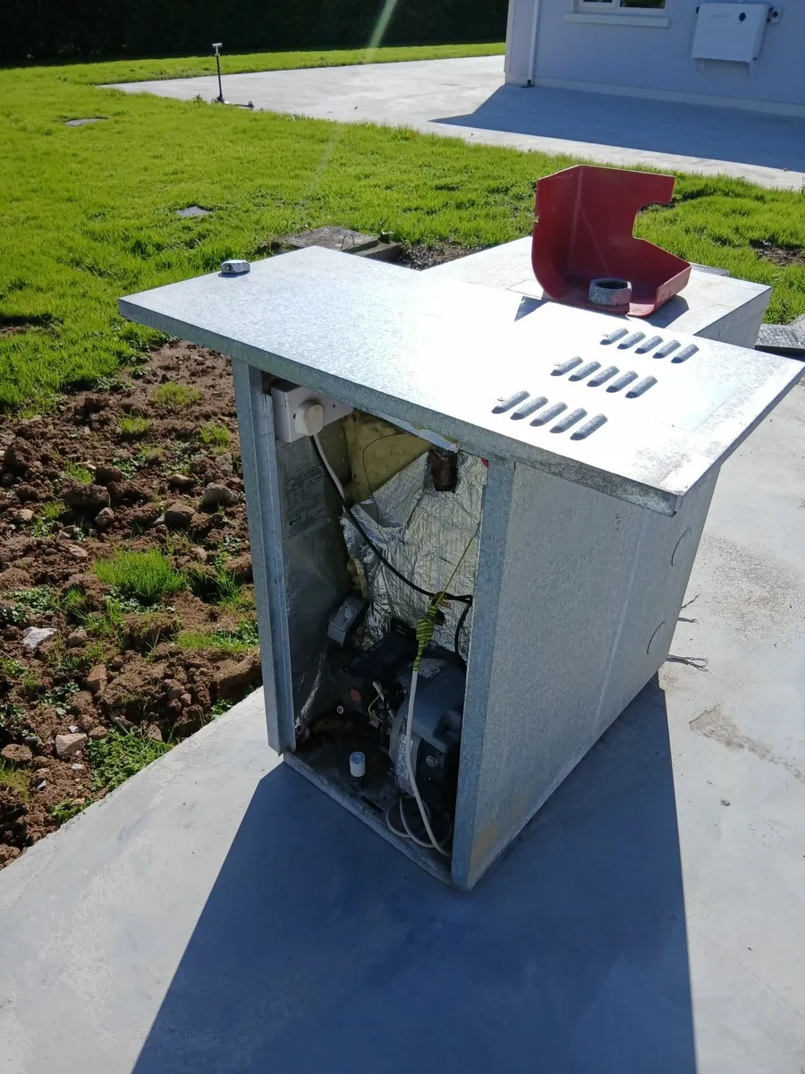 Oil boiler - Image 2
